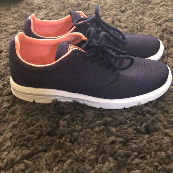 Vans Shoes - NWOT Vans